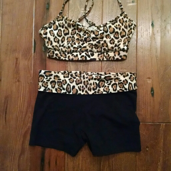 VS exercise outfit