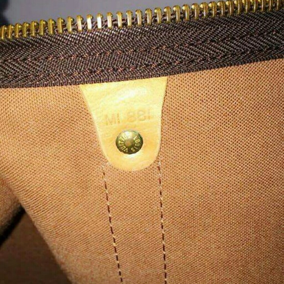 🚫SOLD Authentic Louis Vuitton Keepall 55 - Picture 4 of 4