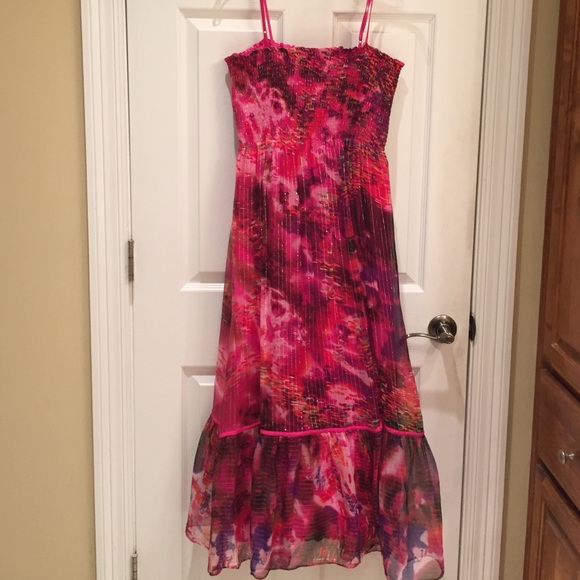 Pink sundress. So pretty!