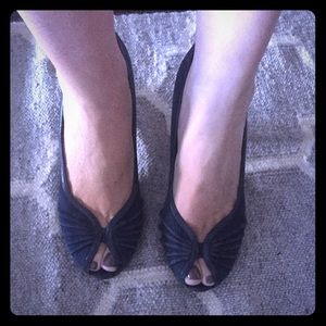 Steve Madden navy heels