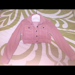 Corduroy cropped jacket.