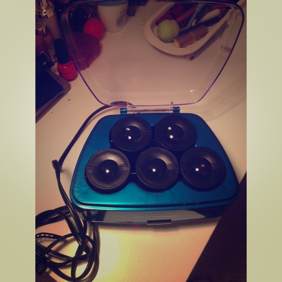 Hair rollers