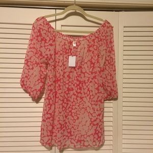 Sweet Pea gauzy top, size Large