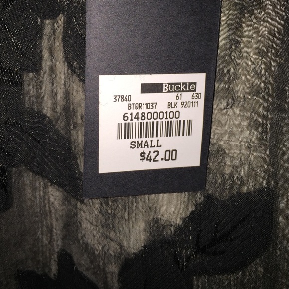 The BuckleCropped black jacket with floral design. - Picture 3 of 3