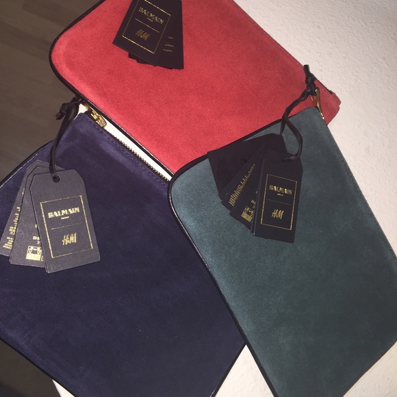 🎀SOLD🎀 Balmain x H&M Clutch