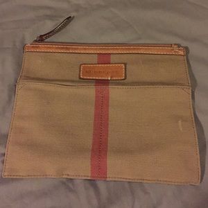 Burberry clutch
