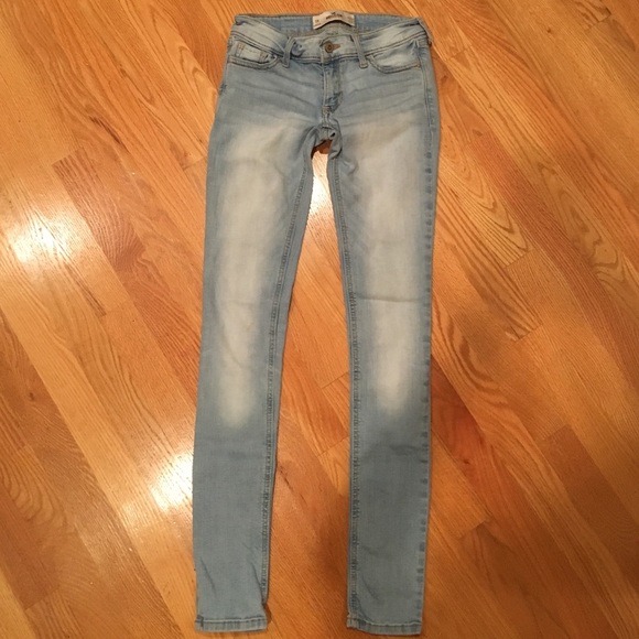 Hollister Lightwash Skinny Jeans