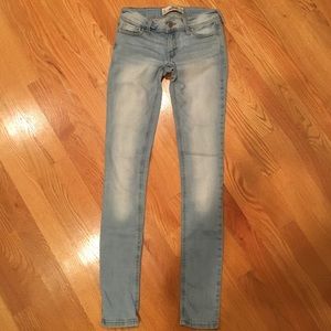 Hollister Lightwash Skinny Jeans