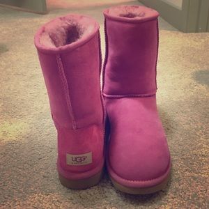 Pink Uggs!