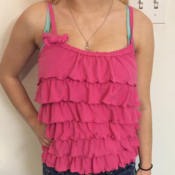 Abercrombie pink ruffle tank top🎀 - Picture 3 of 4