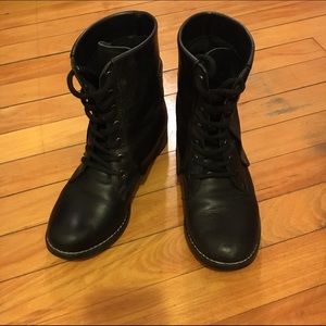 Mia real leather black boots