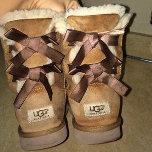 Bailey bow ugg boots