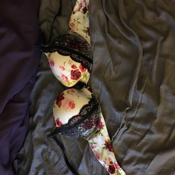 Victoria's Secret lace flower bra
