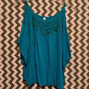 Cold shoulder teal top