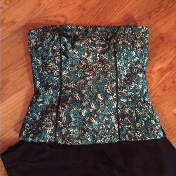 White House/Black Market Bustier