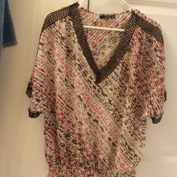 Light Boho style top - Picture 2 of 3