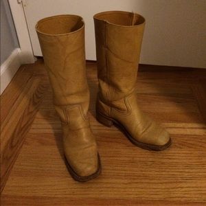 Frye Campus Boot size 8