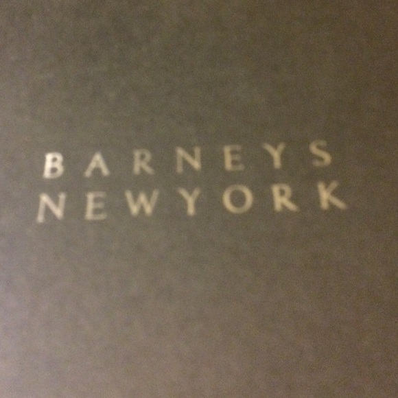 Women's shoes size 39