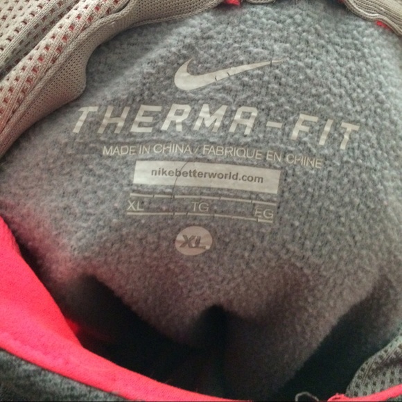 Nike Sweatshirt - Picture 4 of 4