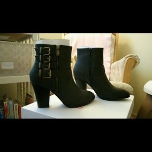 Brand new bootie boots size 8