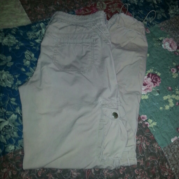 DKNY Pants - DKNY Active cargo khakis sz 8. LAST CHANCE