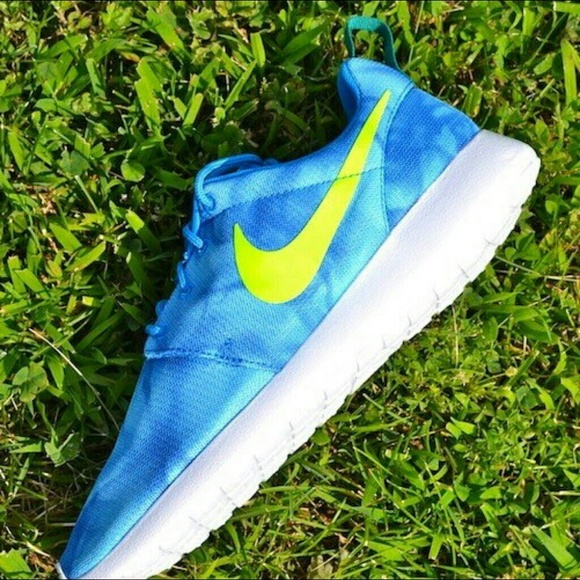 Nike Roshes