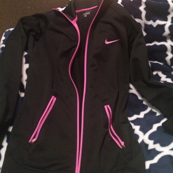 Nike Sweater