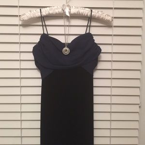 💖Beautiful💖Cache, size 6, Long Navy formal dress