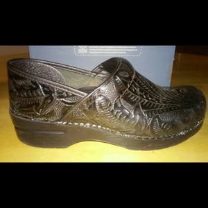 Dansko Shoes Clogs Brand New