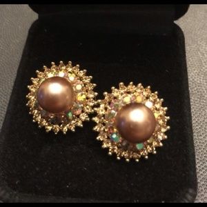 Gorgeous statement earrings