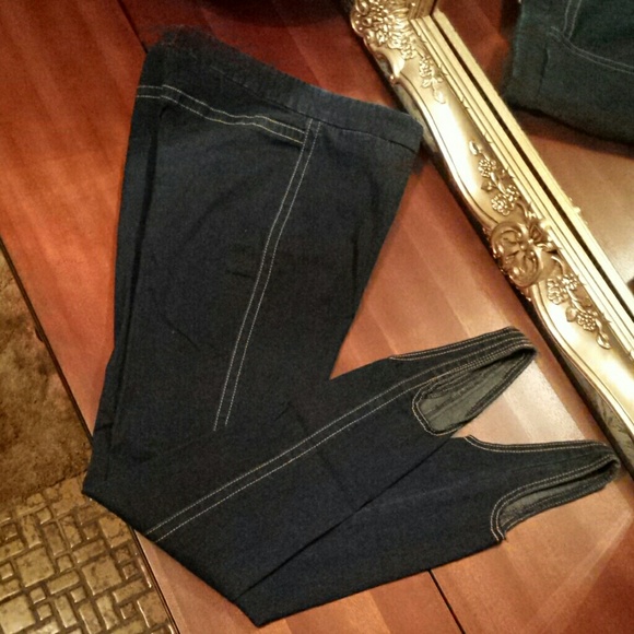 Skinny jeans with stirrups -SALE today only!