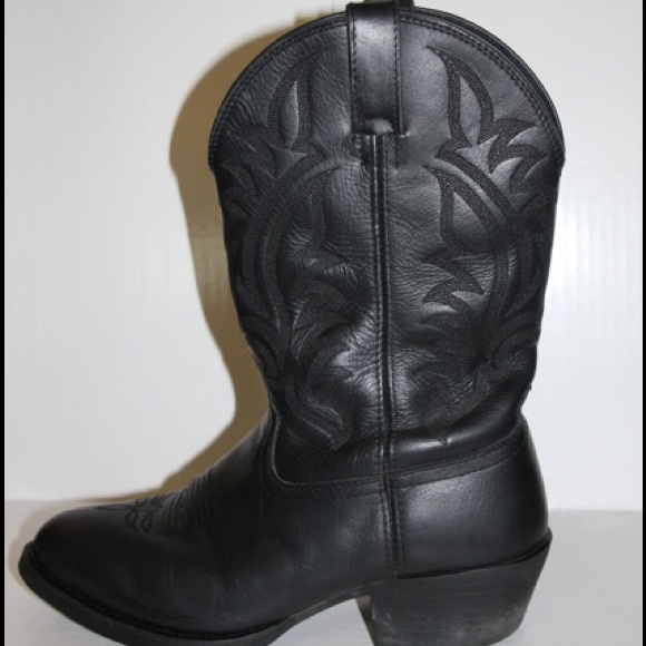 Ariat Shoes - Detailed western style boots