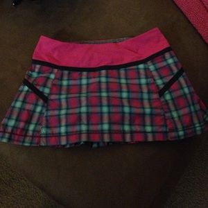 Plaid Lululemon skirt with attached shorts. 😍💪🏻