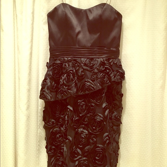 Aidan Mattox Dresses & Skirts - NWOT strapless peplum cocktail dress removing 12/9