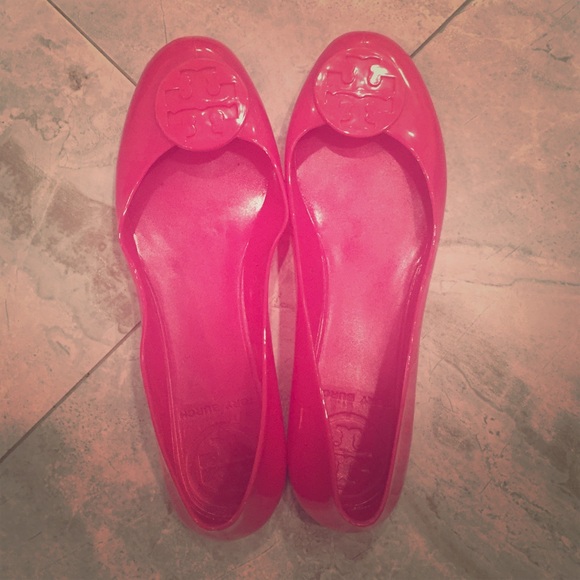 [SALE] Hot Pink Tory Burch Reva Jellies