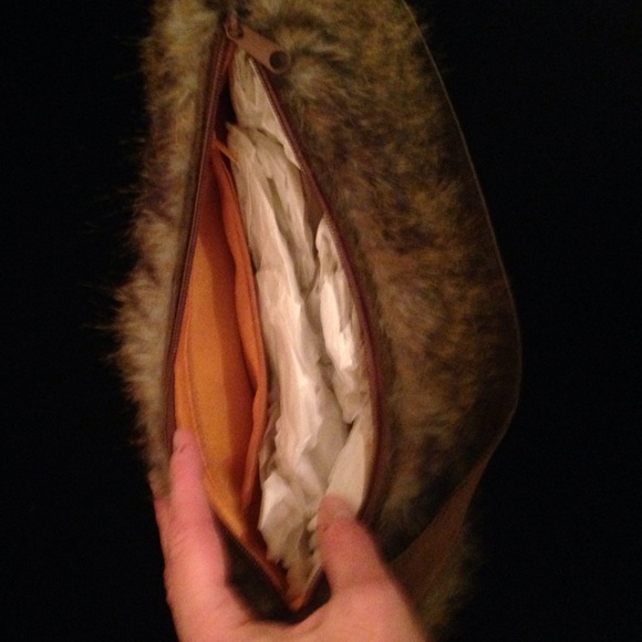Fur purse - Picture 3 of 3