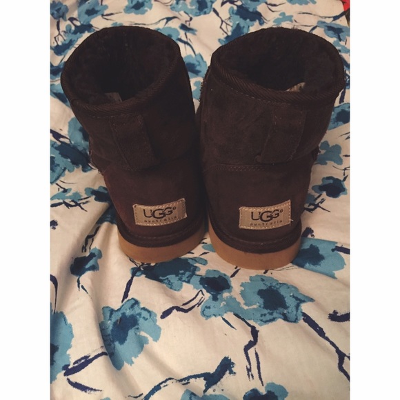 UGG Shoes - UGG brown classic mini boots