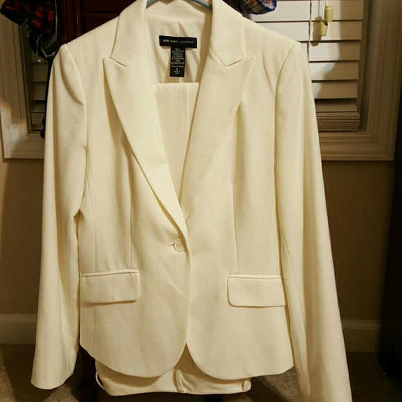 New York and Company dress suit