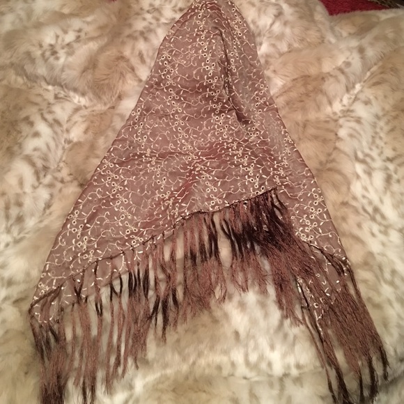 Cejon-Beautiful Shawl Triangle Scarf with Fringe - Picture 1 of 4