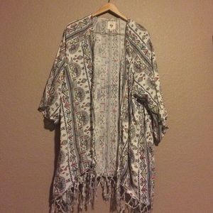 Billabong Fringe Kimono