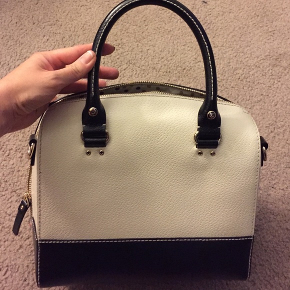 KATE SPADE Berkeley Lane Alessa Bag - Picture 3 of 4