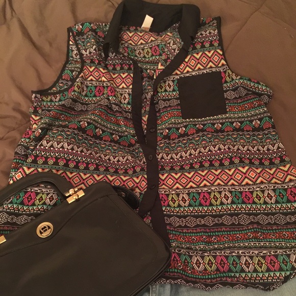 No Boundaries High Low Button Up Tank Top