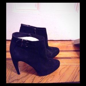 Sam Edelman Kit Black Suede platform bootie
