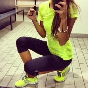 NWOT Nike dry fit shirt