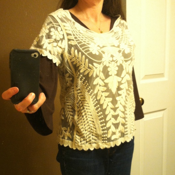 Beautiful Floral "Short Sleeve Baroque Lace Tee"