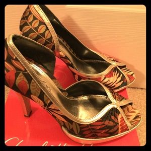 High heels with pretty fall leaves