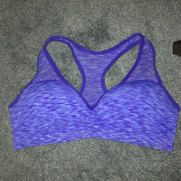 PINK sports bra!!!!