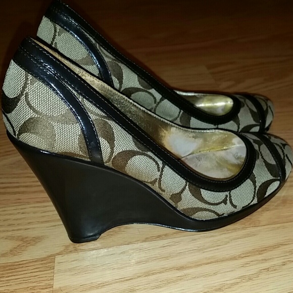 Coach Wedges