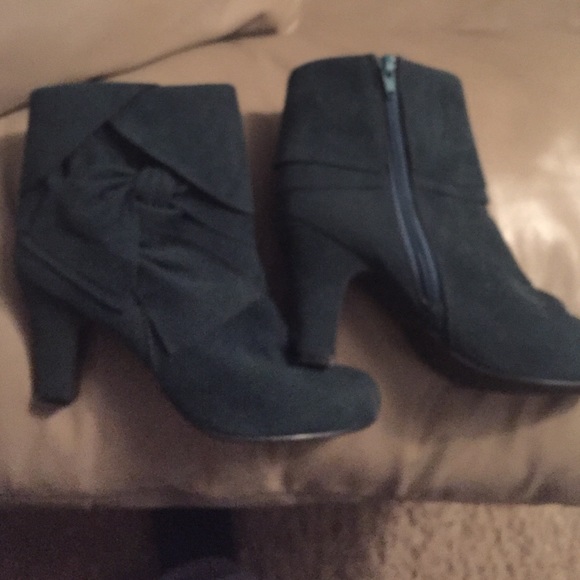 Women's boots