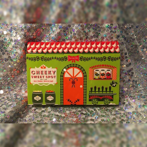 Benefit Holiday Cheek Set